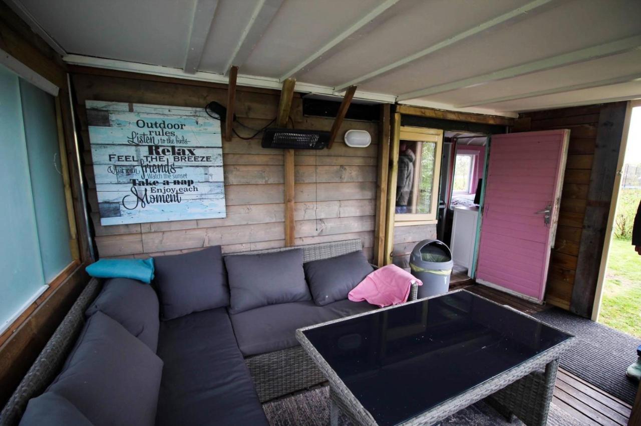 Pipowagen/Chalet De Oude Rijn Bed & Breakfast Harmelen Exterior foto